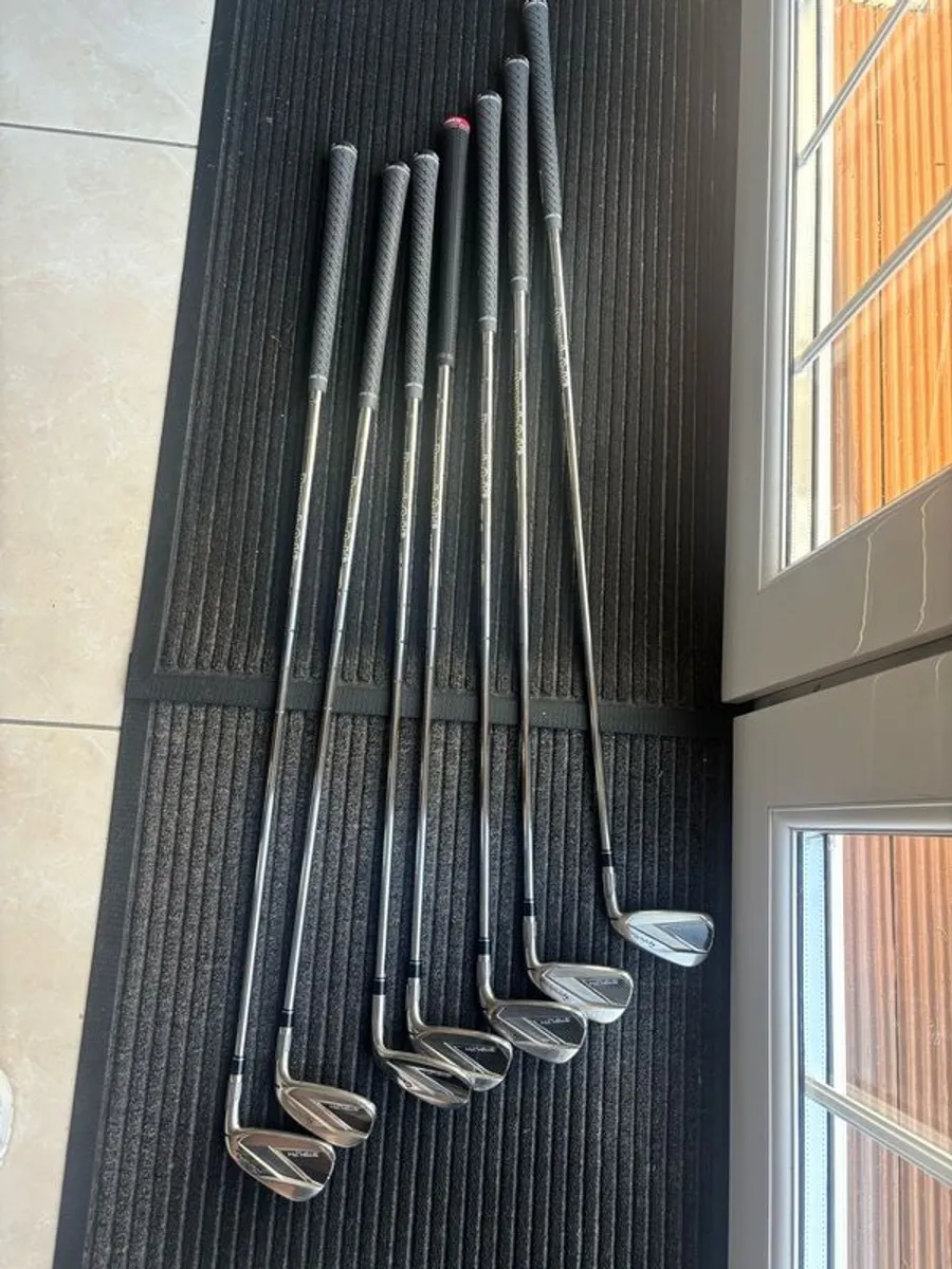 Taylormade stealth irons - Image 3
