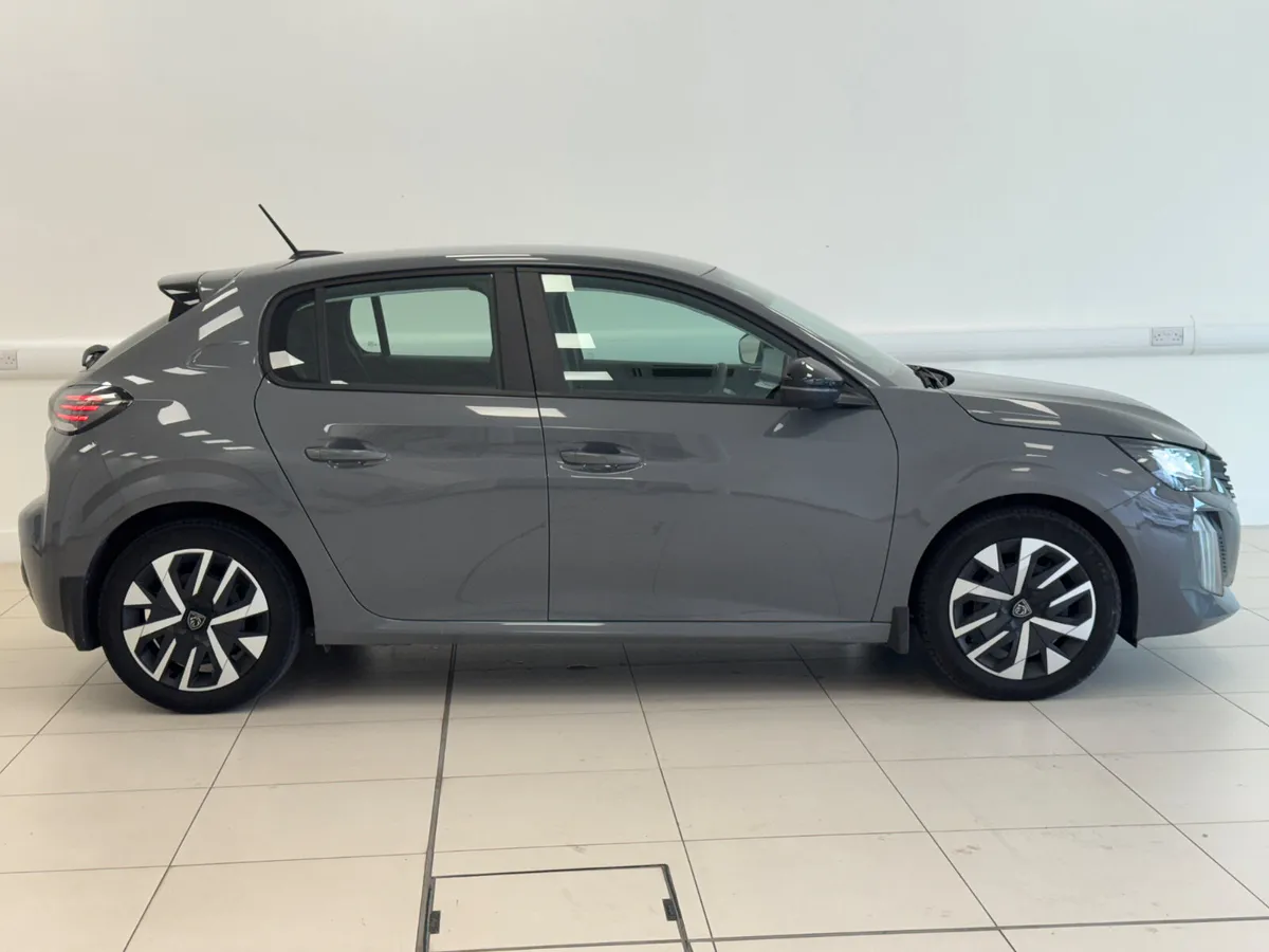 Peugeot 208 2024 - Image 3