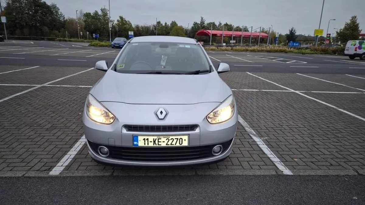 2011 Renault Fluence - Image 1