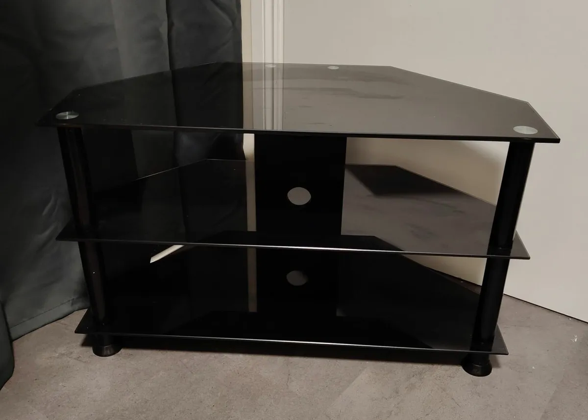 tv table