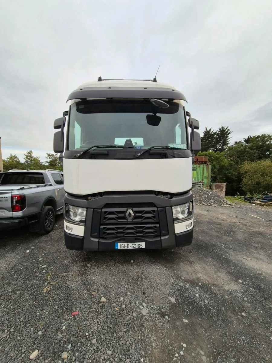Renault 460 - Image 1