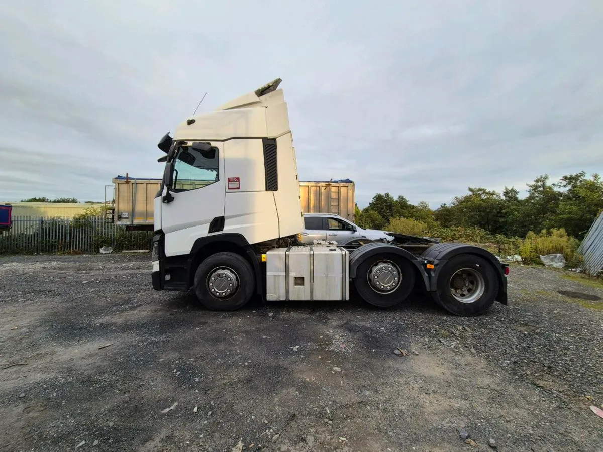 Renault 460 - Image 4