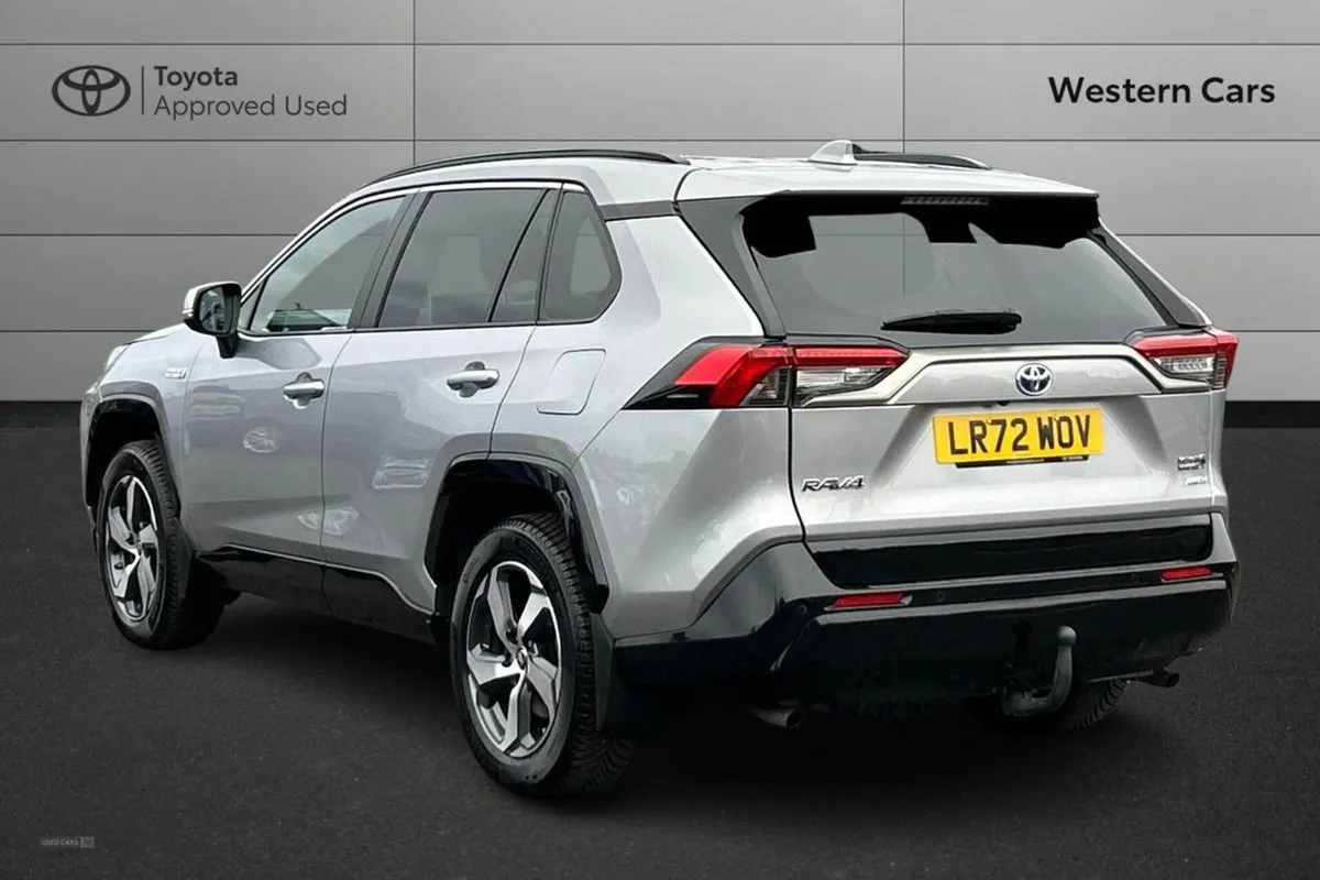 Toyota Rav4 2.5 VVT 18.1kwh Design CVT 4WD Euro 6 - Image 4