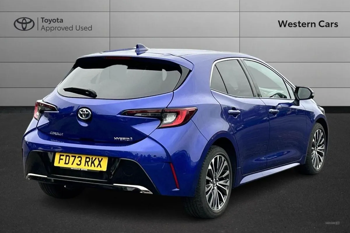 Toyota Corolla 1.8 Vvt-h Design CVT Euro 6 (s/s) - Image 2