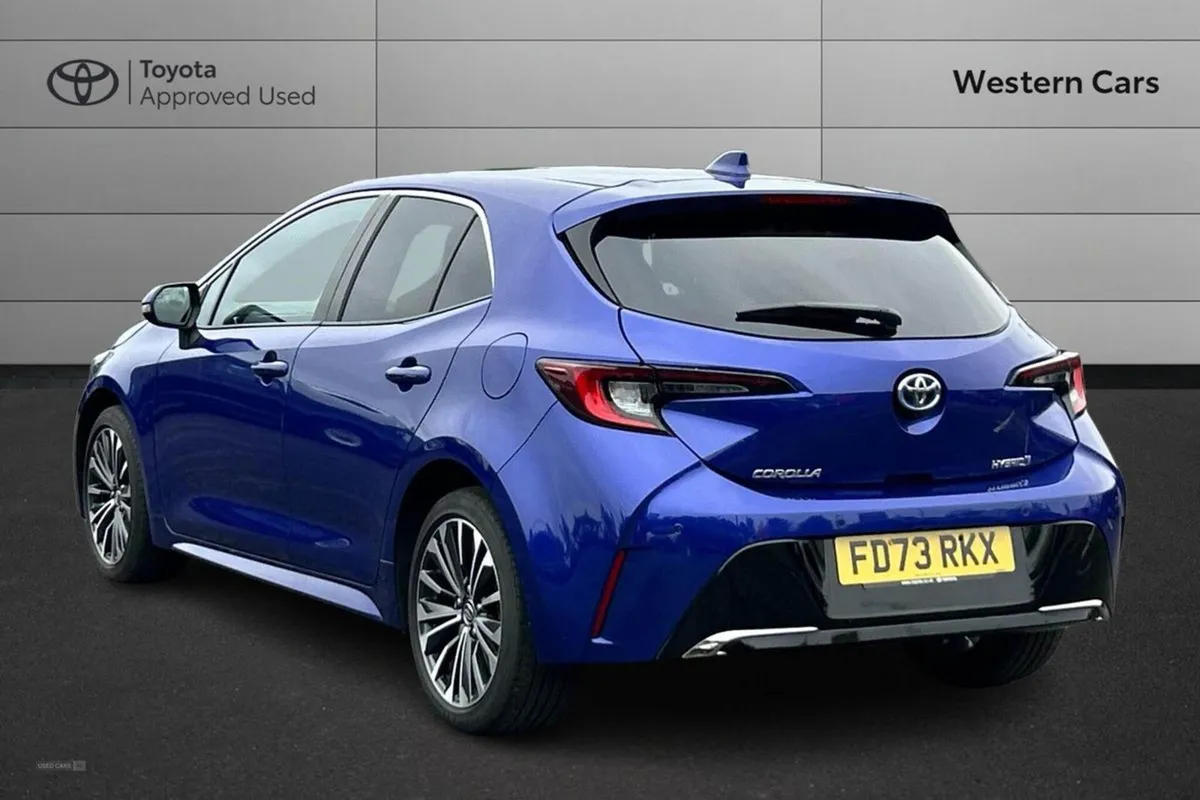 Toyota Corolla 1.8 Vvt-h Design CVT Euro 6 (s/s) - Image 4