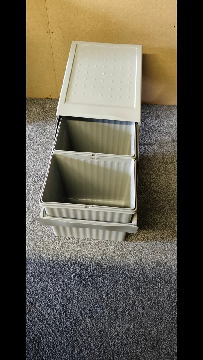 Kitchen bin - Image 3