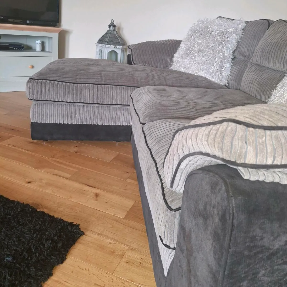 3 seat plus 1 seat - Image 4