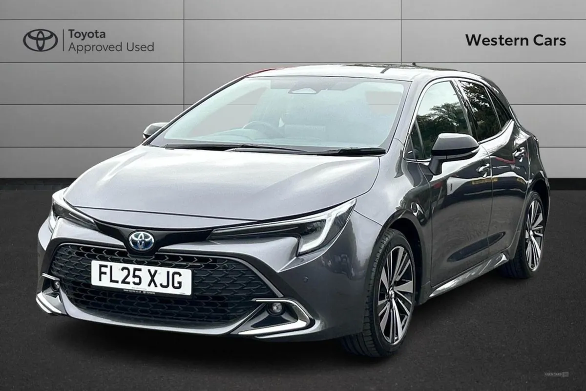 Toyota Corolla 1.8 Vvt-h Design CVT Euro 6 (s/s) - Image 3