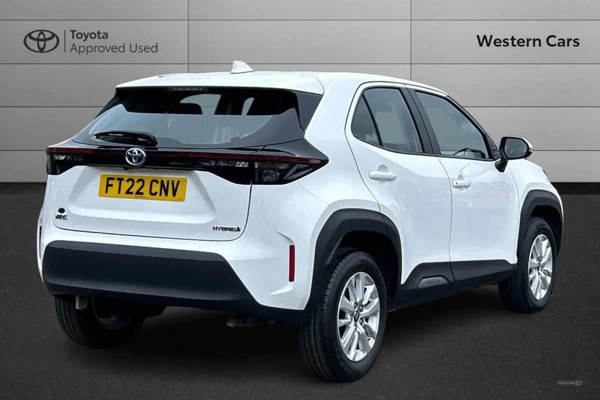 Toyota Yaris Cross 1.5 Vvt-h Icon E-cvt Euro 6 (s - Image 2