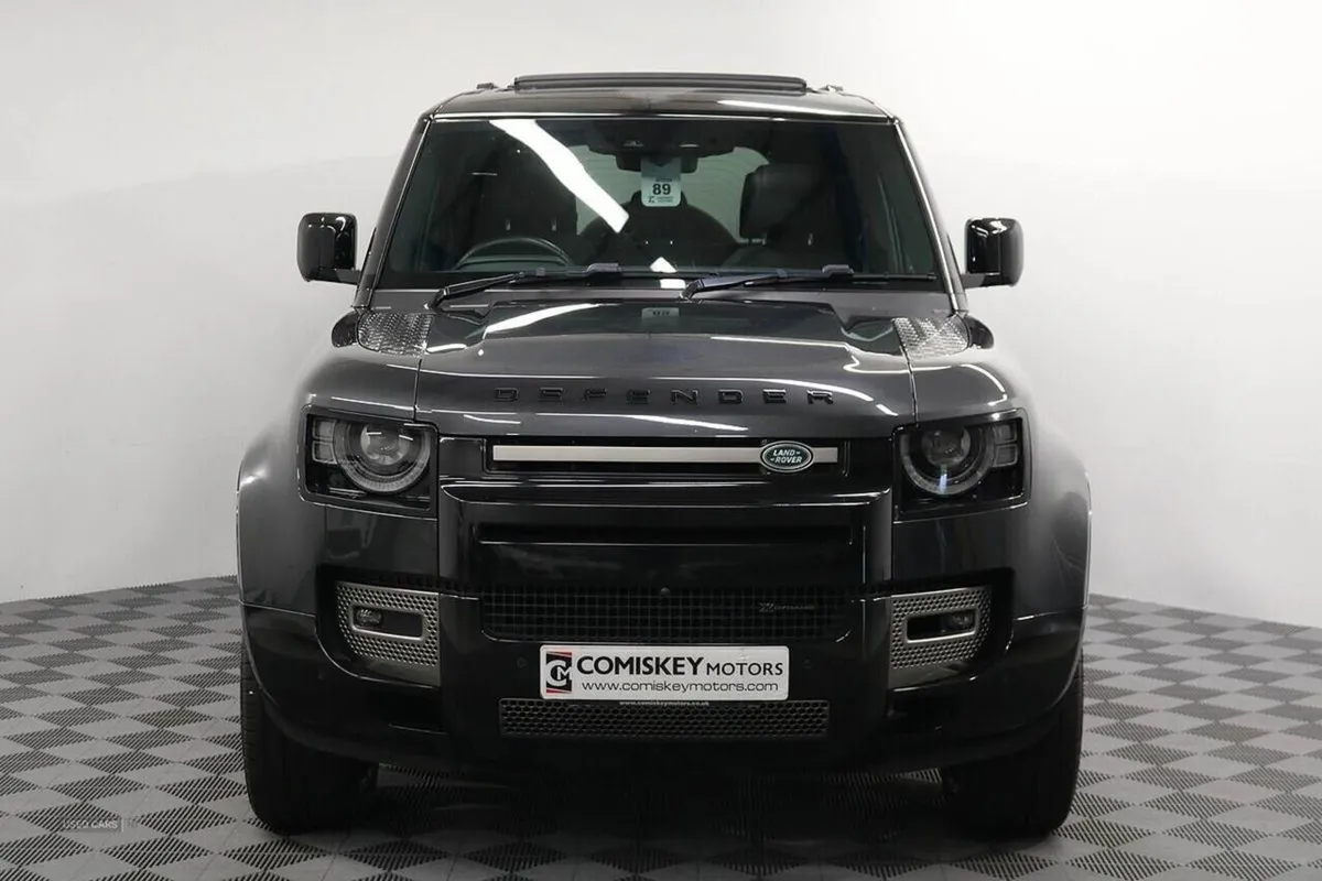 Land Rover Defender 110 D300 Mhev X-dynamic HSE - Image 2