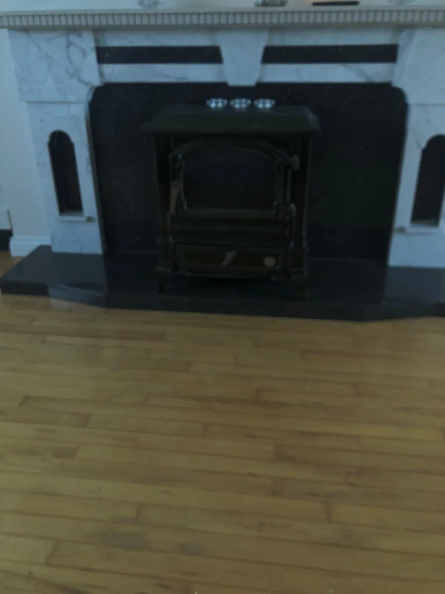 Oil stove and fireplace - Image 2