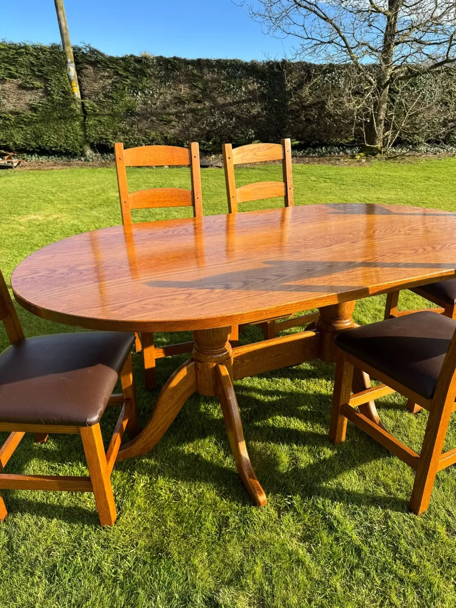 Oak kitchen table & chairs - Image 2