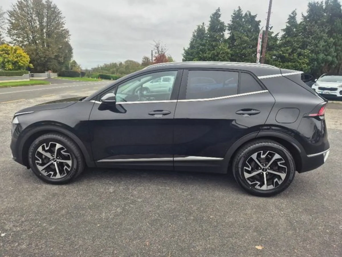 Kia Sportage 1.6crdi K3 Edition. LOW MILEAGE - Image 4