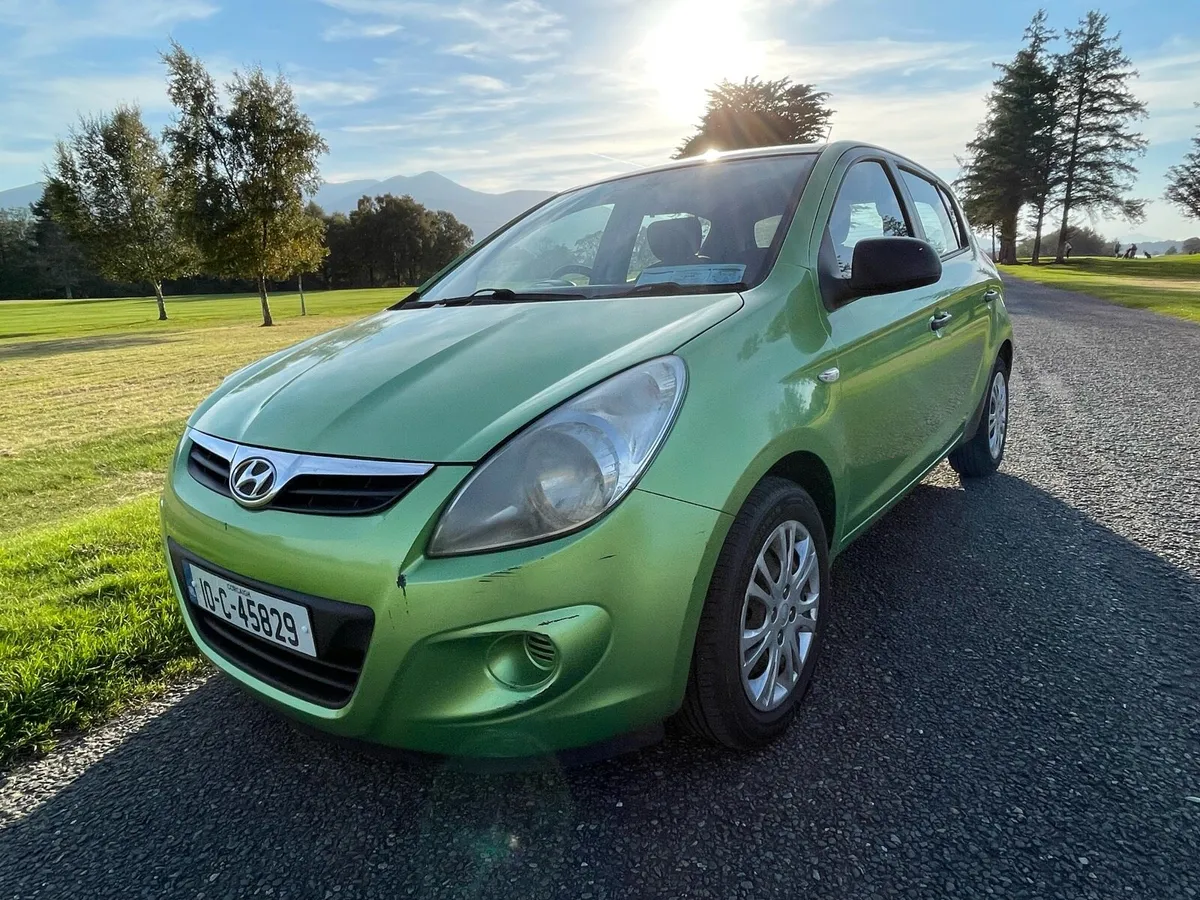 2010 Hyundai i20.. Long NCT, Tax & Newly Serviced - Image 3