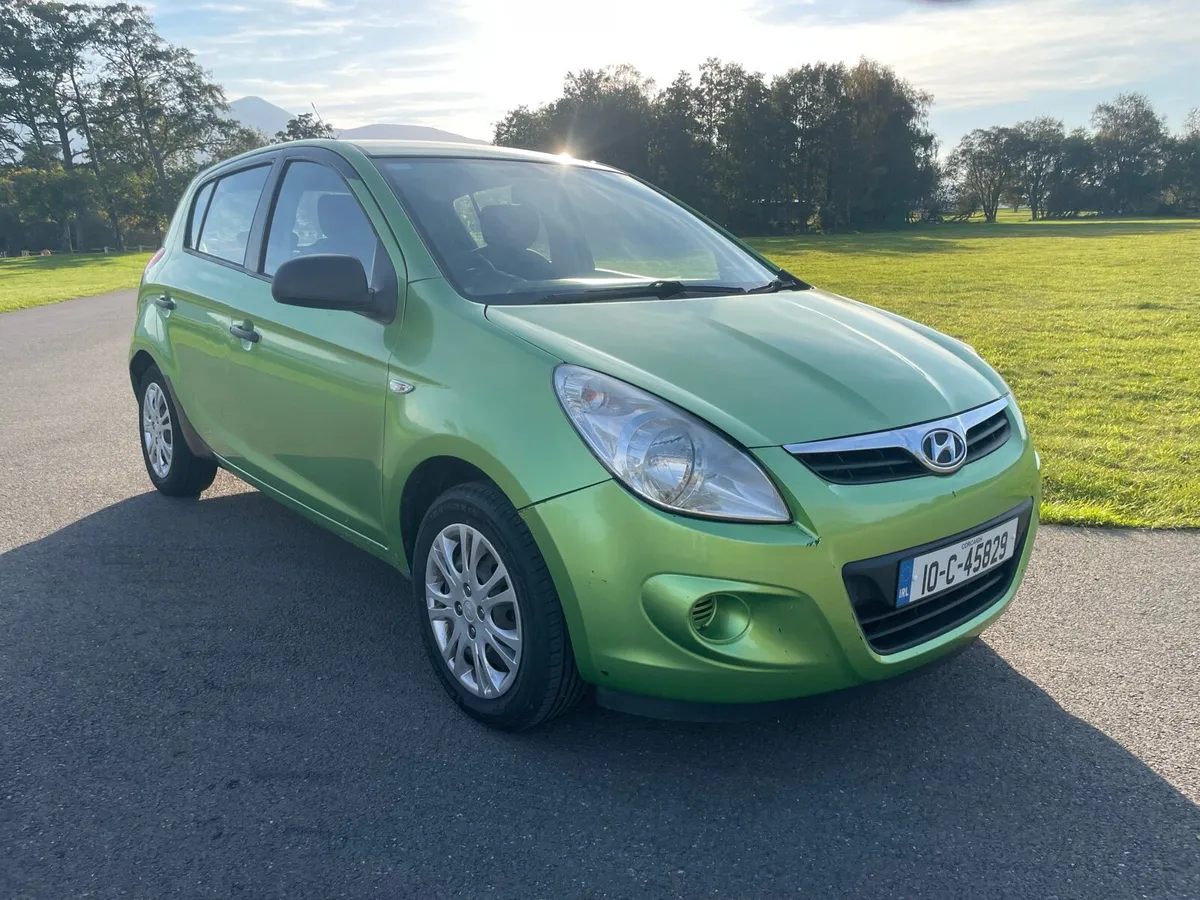 2010 Hyundai i20.. Long NCT, Tax & Newly Serviced - Image 1