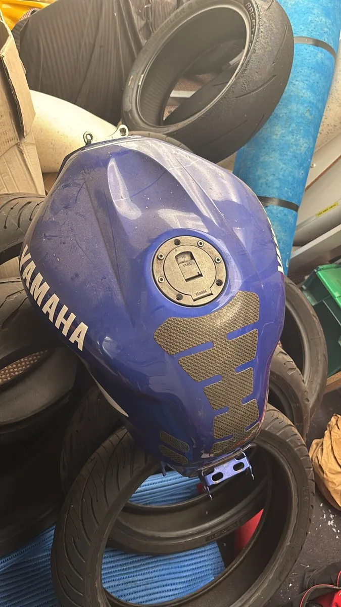 Yamaha R6 5EB Breaking - Image 4