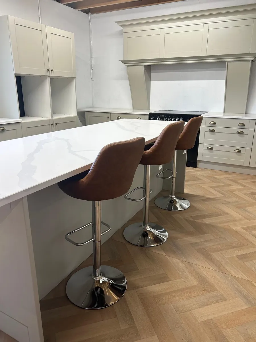 Large painted kitchen farrow & ball - Image 4