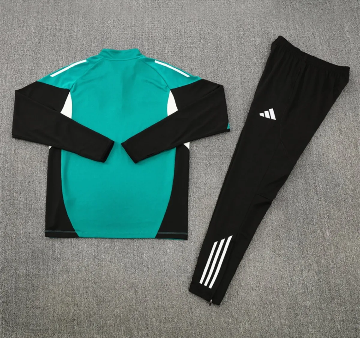 Liverpool tracksuits - Image 2