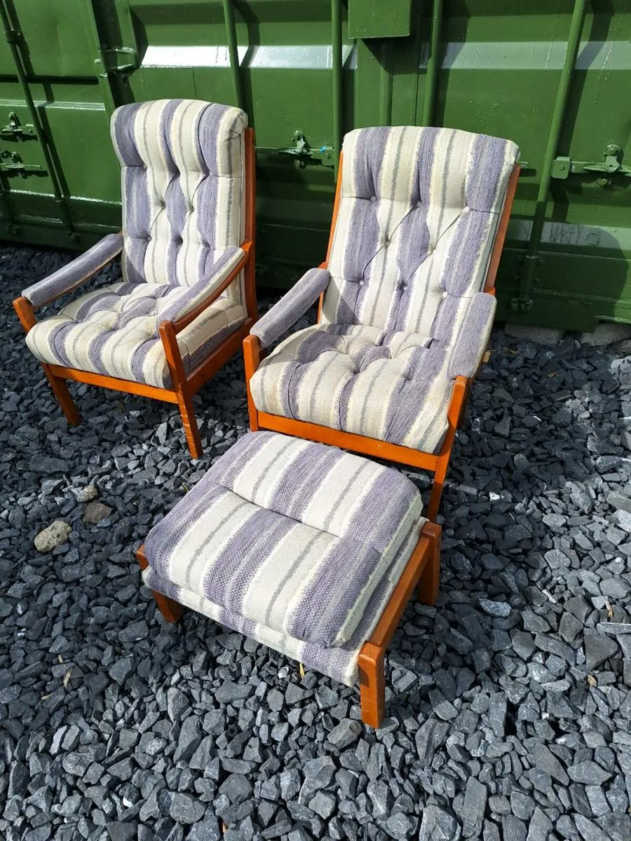 Pair of Vintage armchairs with footstool (DELIVERY - Image 1