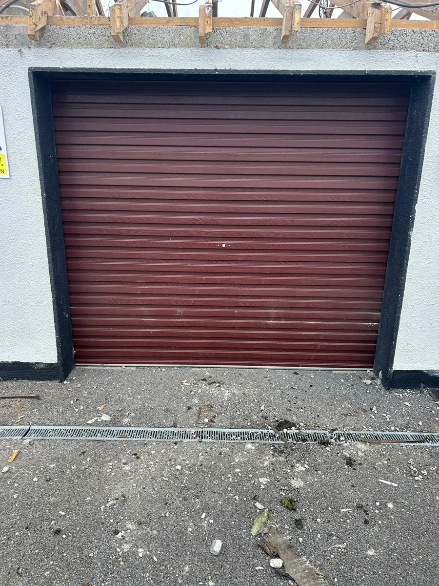 Roller garage