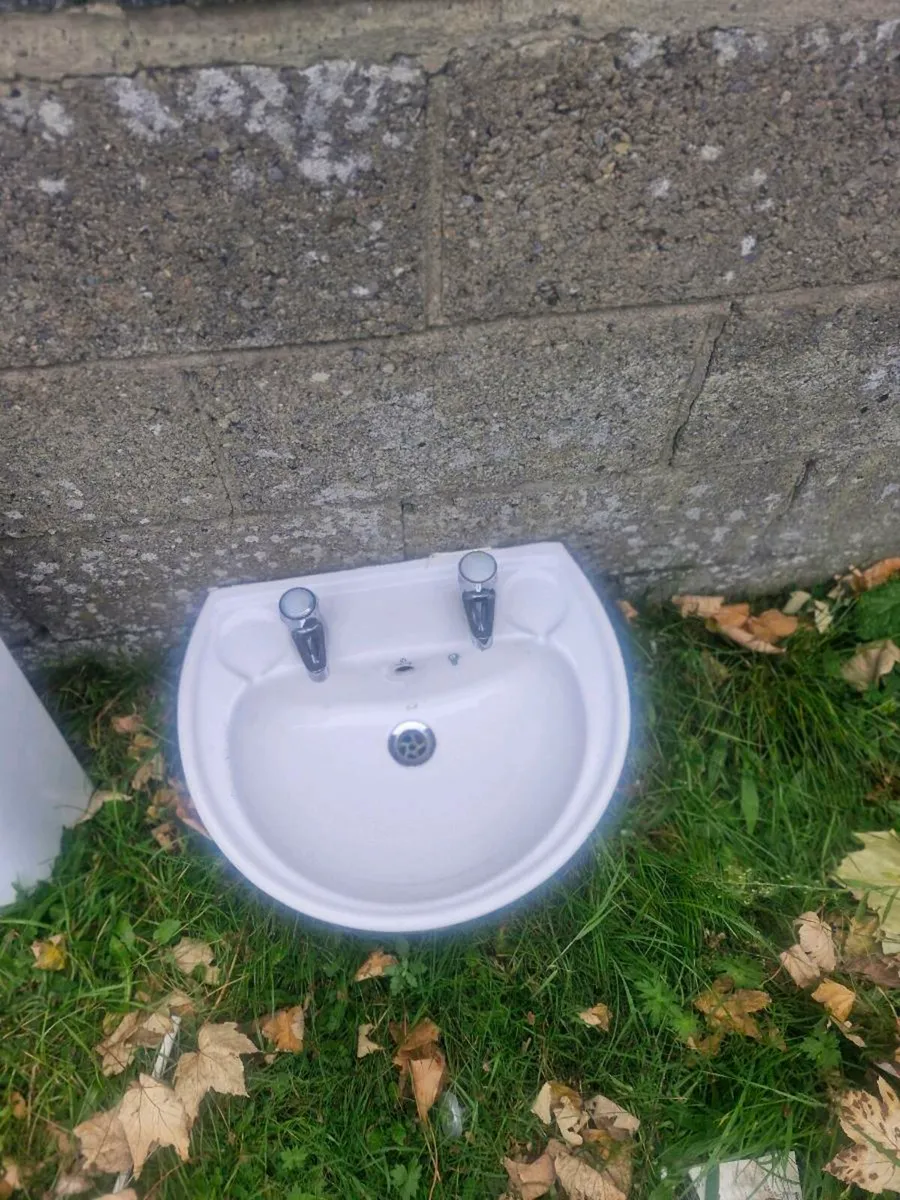 Sink - Image 1