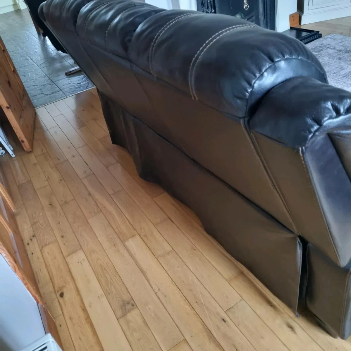 3 seater couch - Image 2