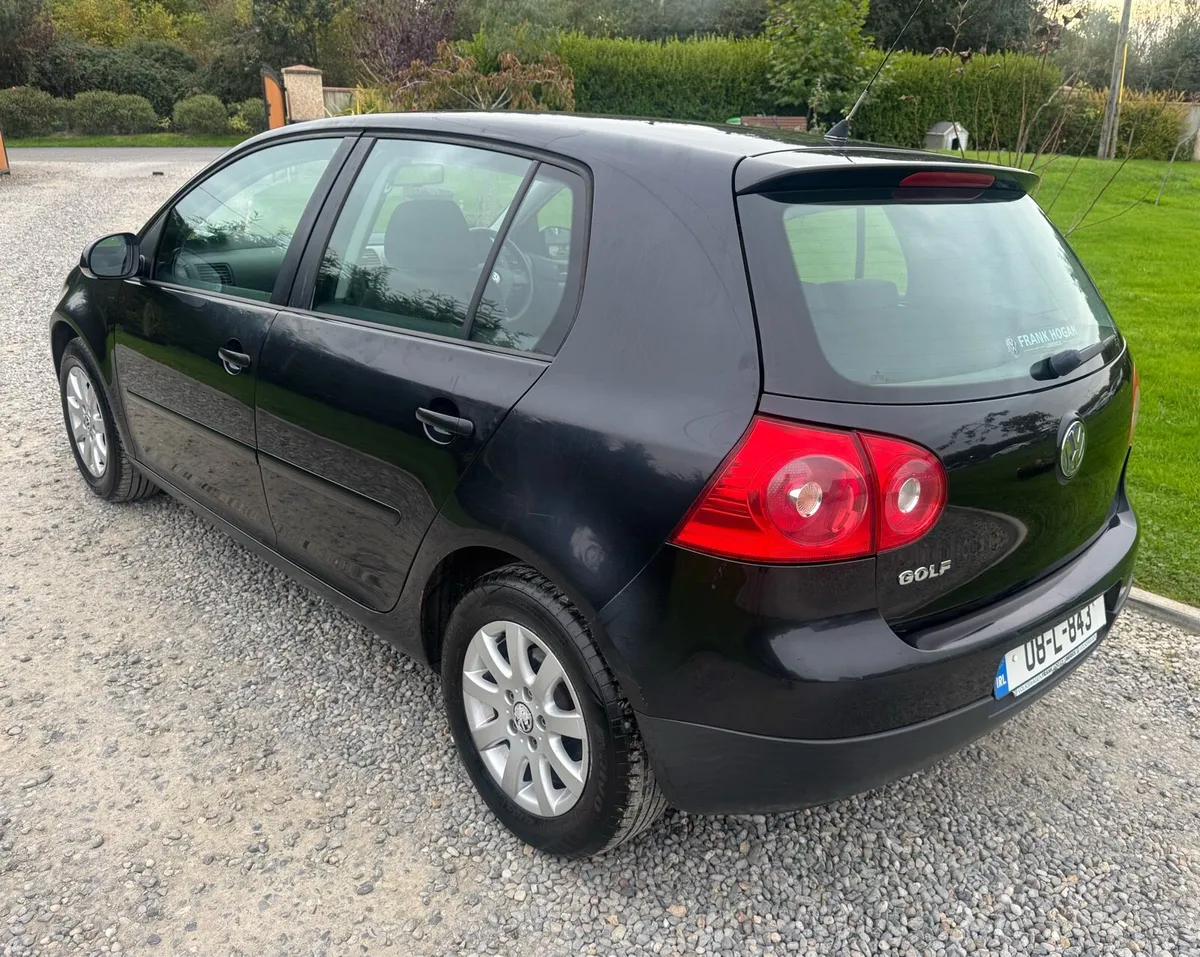 Volkswagen Golf - Image 4