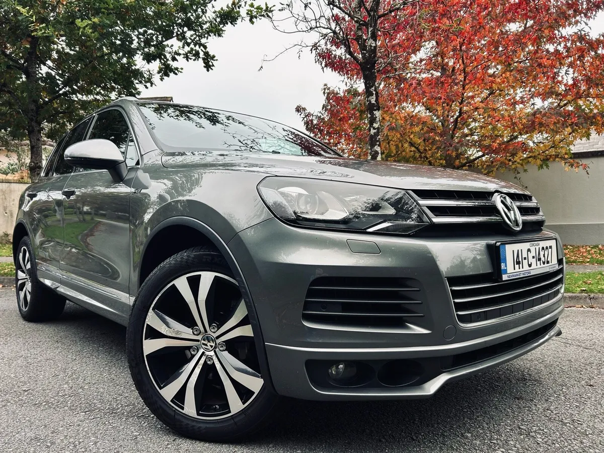 VW TOUAREG R-LINE COMMERCIAL 2 SEATER - Image 2