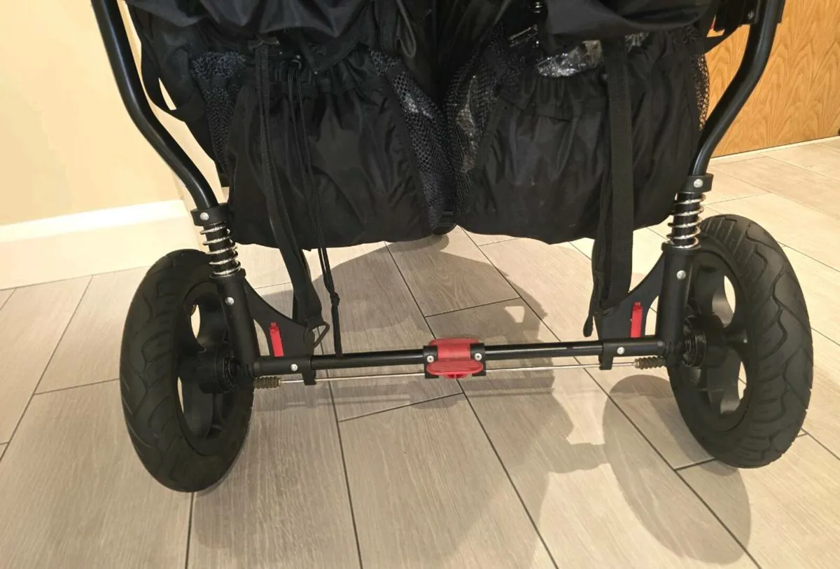 Very good condition Out N About Double stroller - Image 4