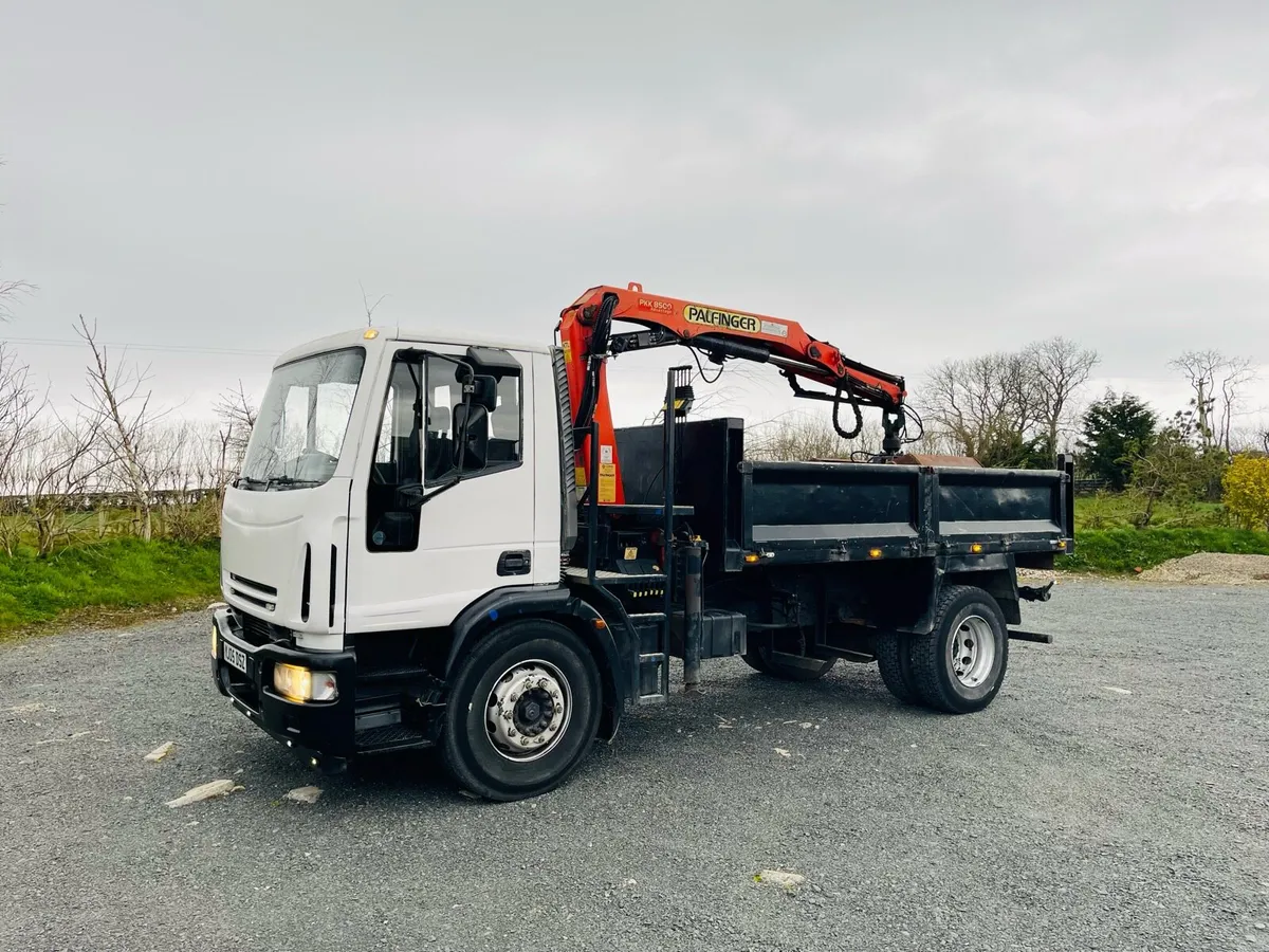 Iveco 18T eurocargo grab lorry Tipper crane truck - Image 3