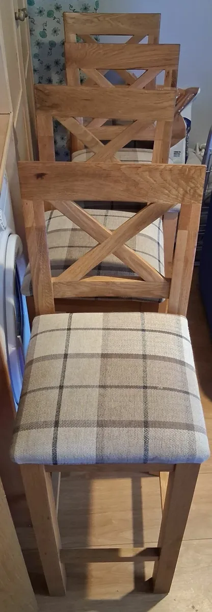Breakfast bar chairs - Image 1