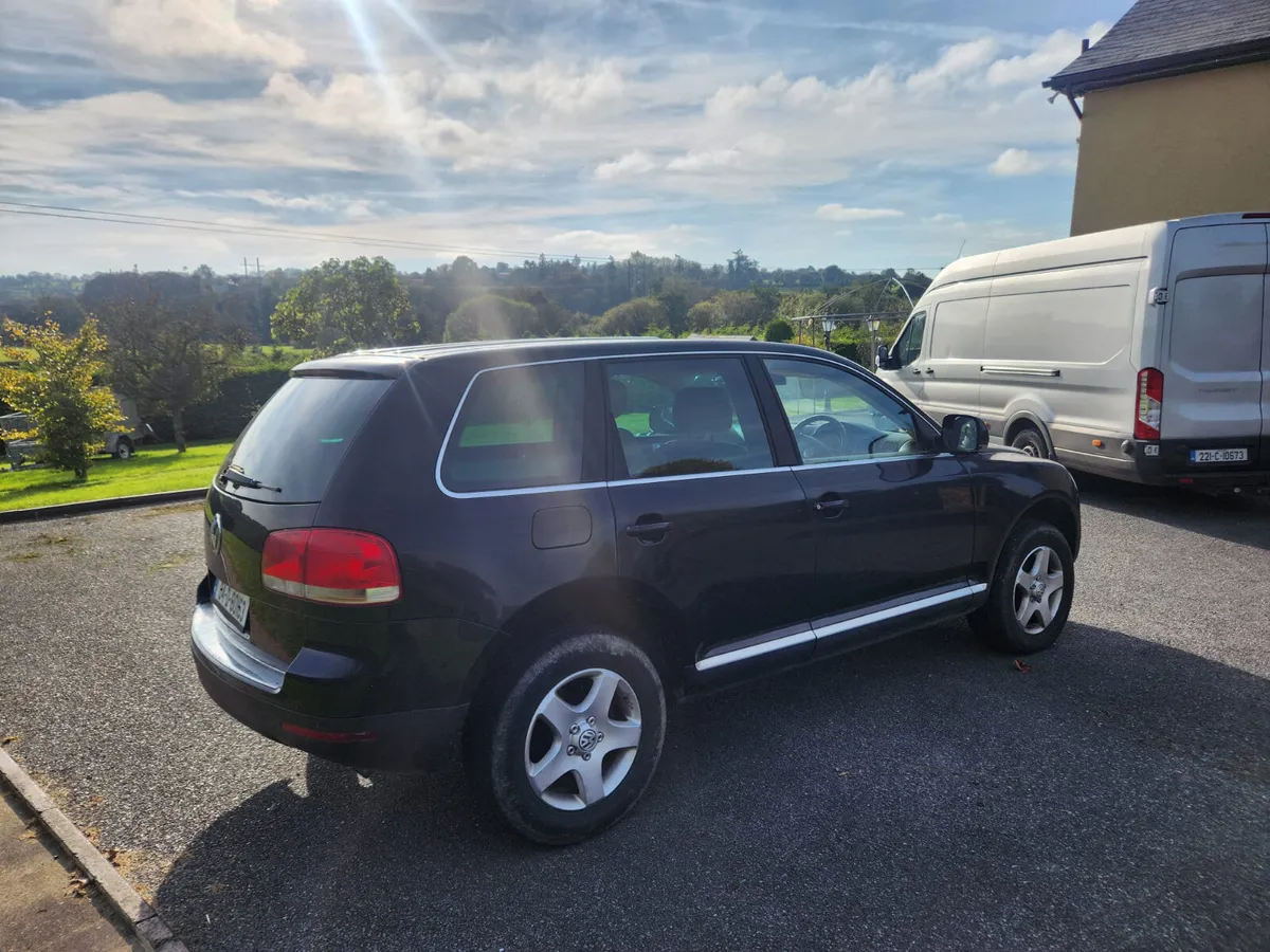 Volkswagen Touareg - Image 4