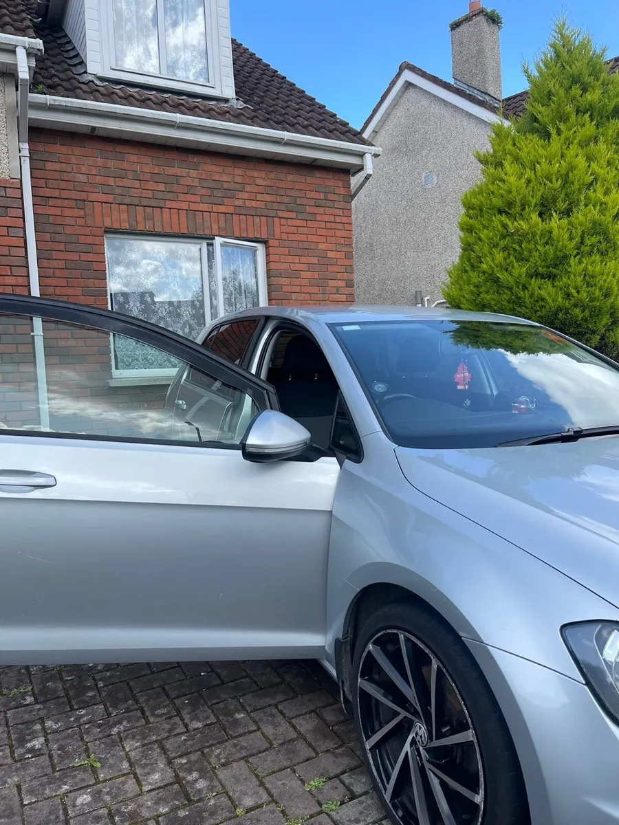 Golf 2014 TDI - Image 2