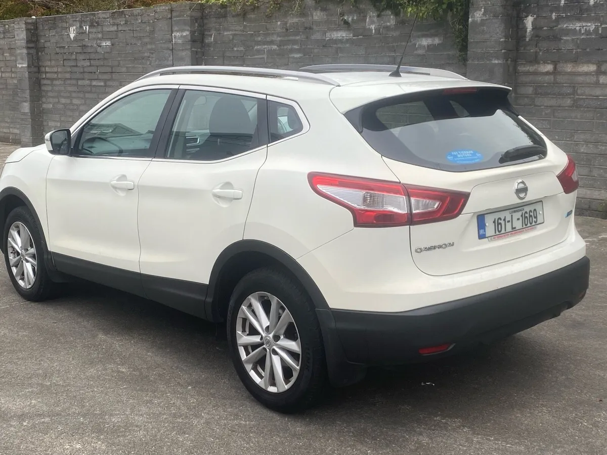 2016 Qashqai, 1 Previous Owner, NCT 10/27 - Image 4