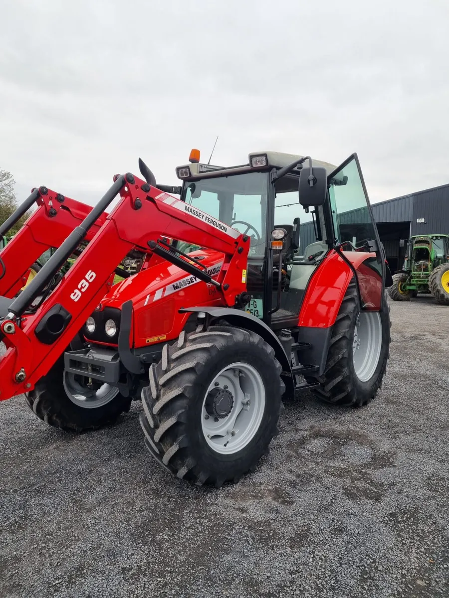 Tractor - Image 2