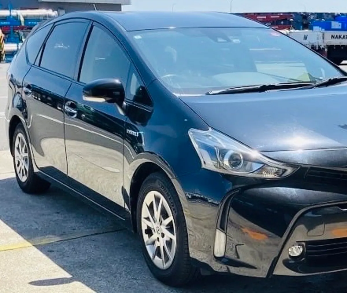 Prius Alpha -201D-7 Seats - Image 1