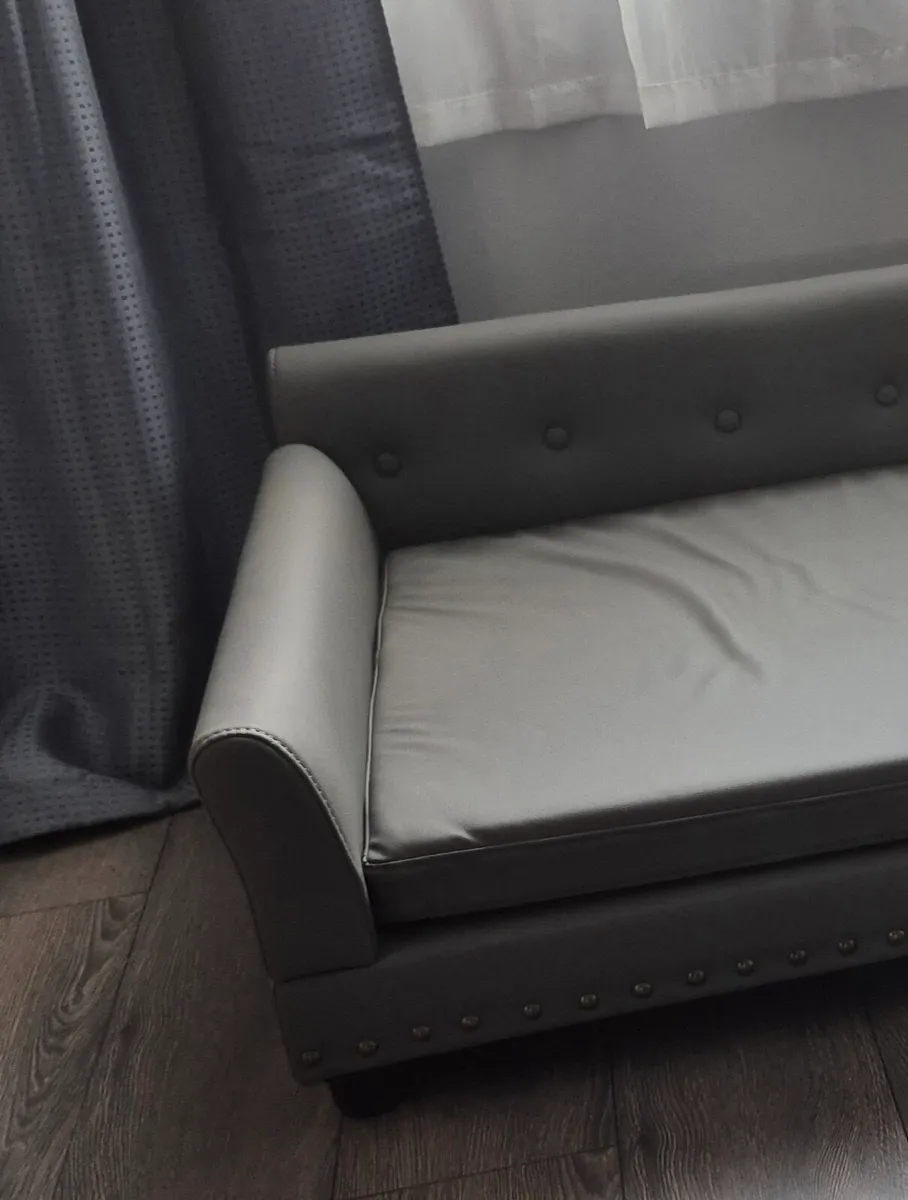 Dog sofa - Image 2