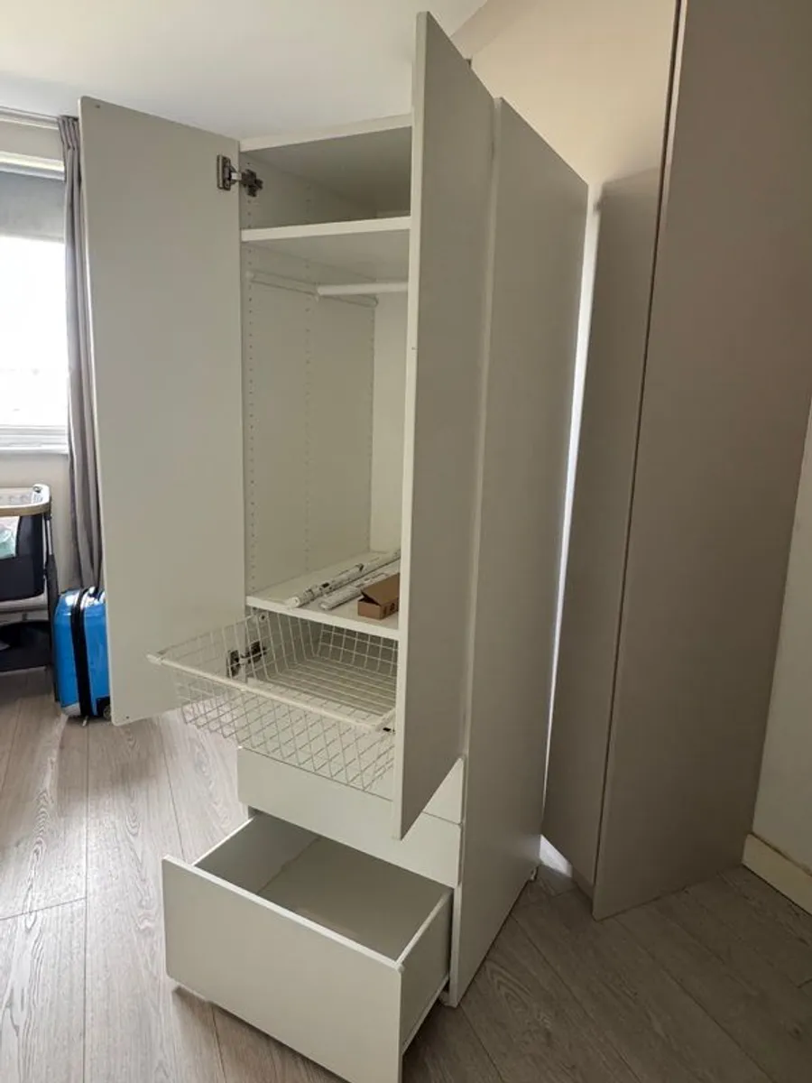 SMASTAD PLATSA Wardrobe with 3 drawers - Image 2