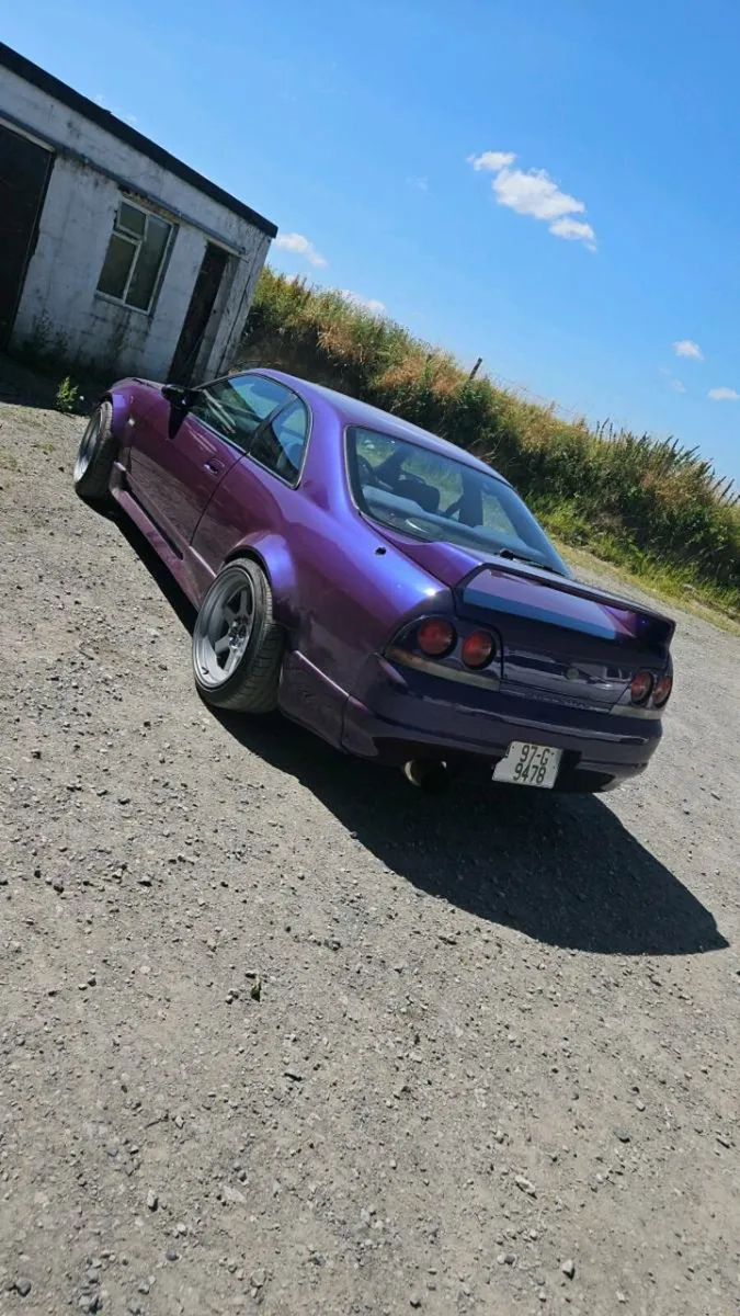 Nissan skyline r33 - Image 4