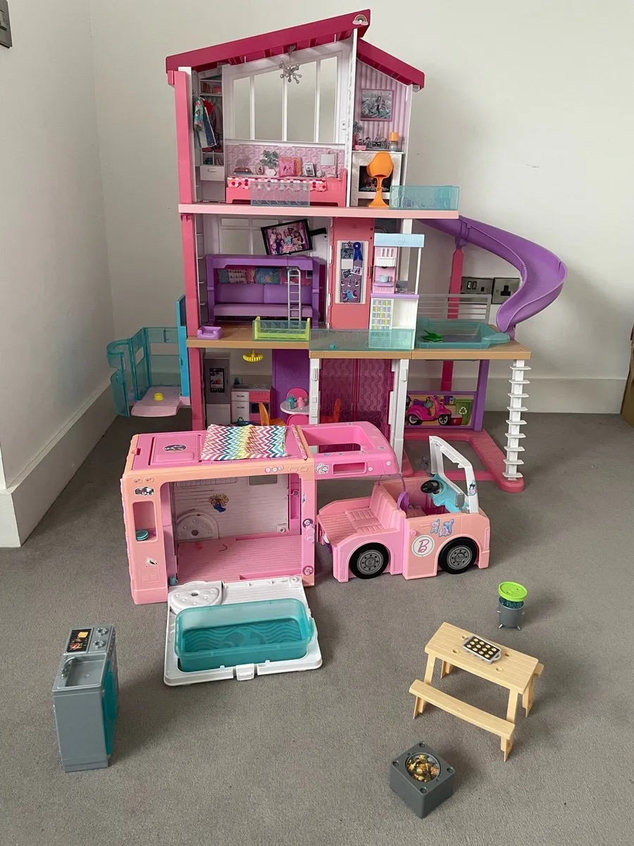 Barbie Dream House & Camper Van - Image 1