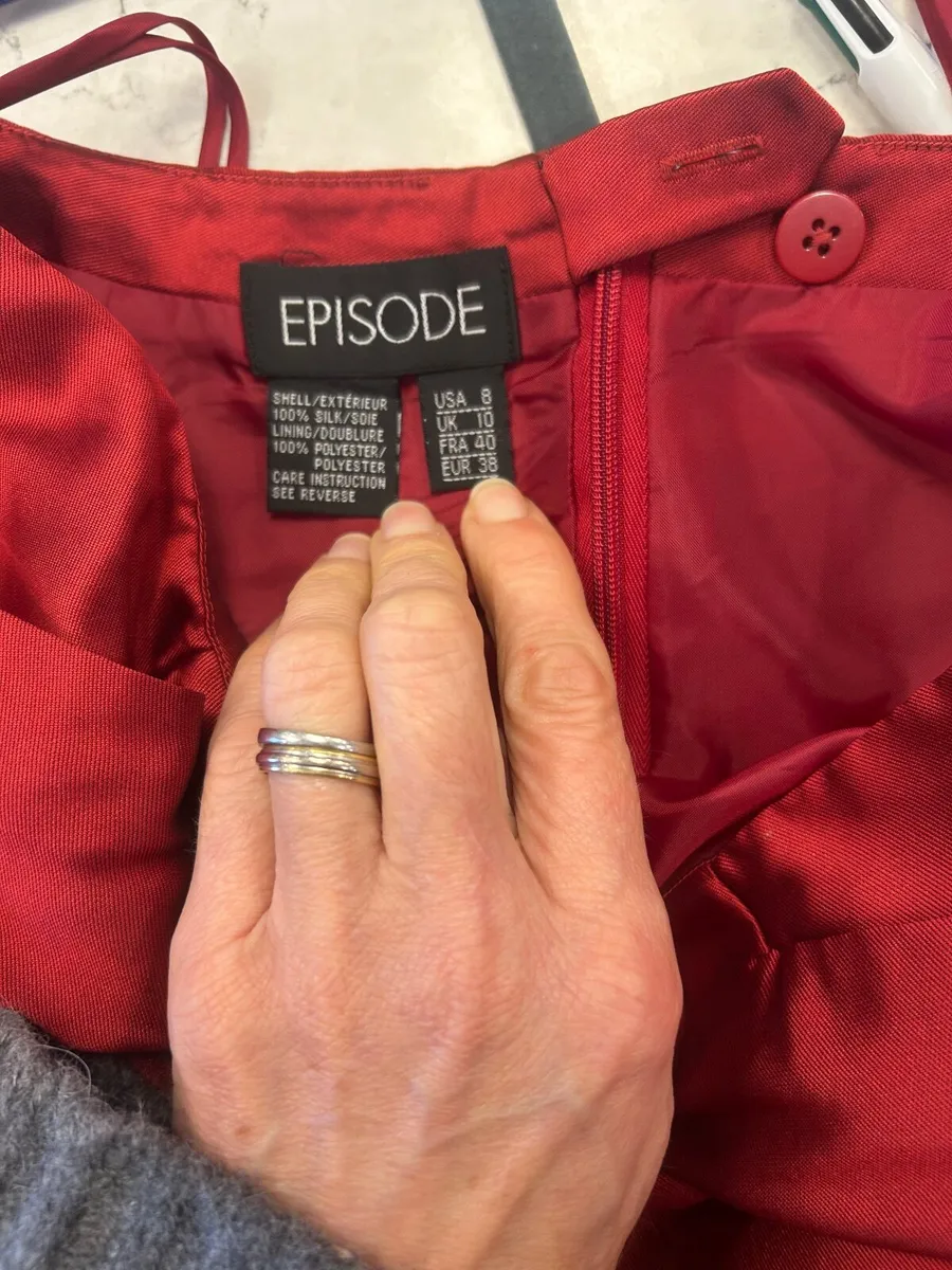 Silk Skirt Episode Full Length - Image 3