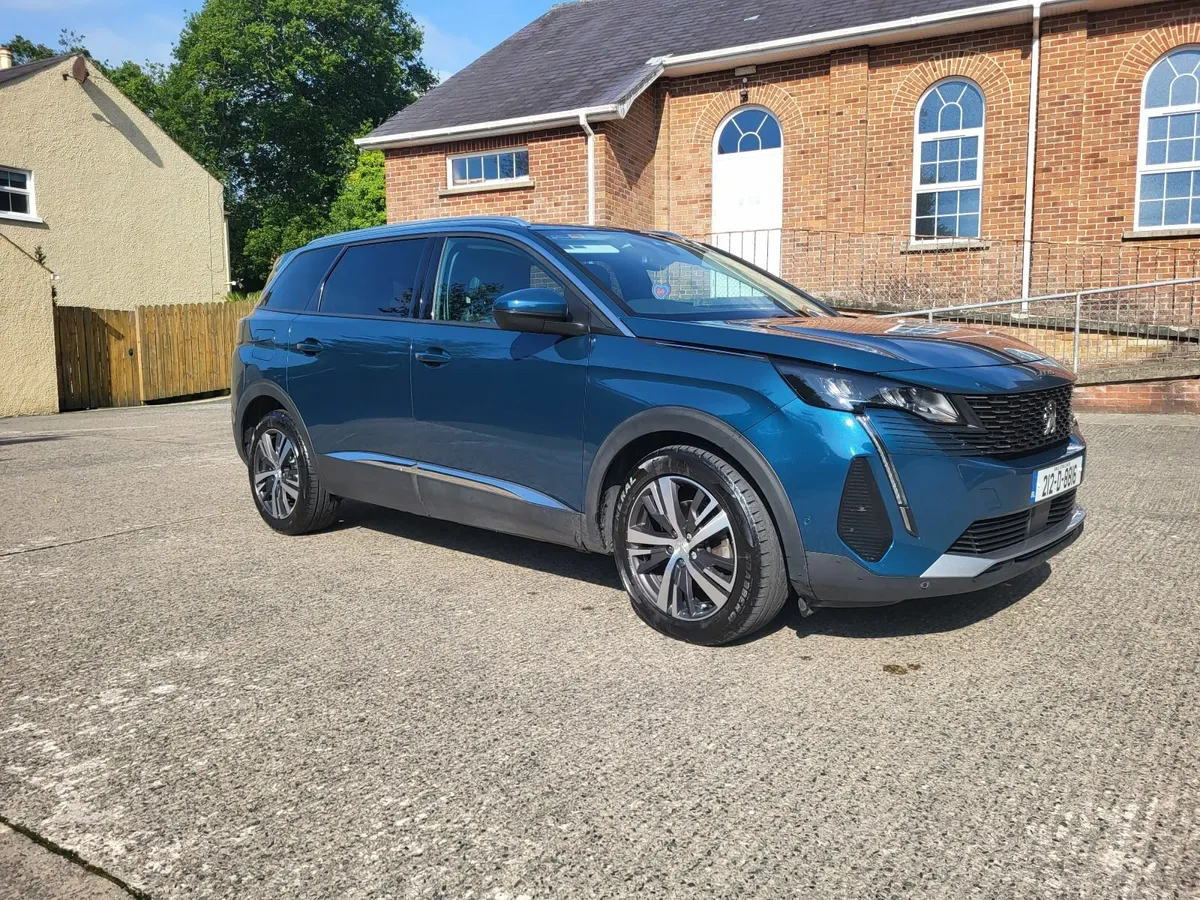 Peugeot 5008 2021 - Image 3
