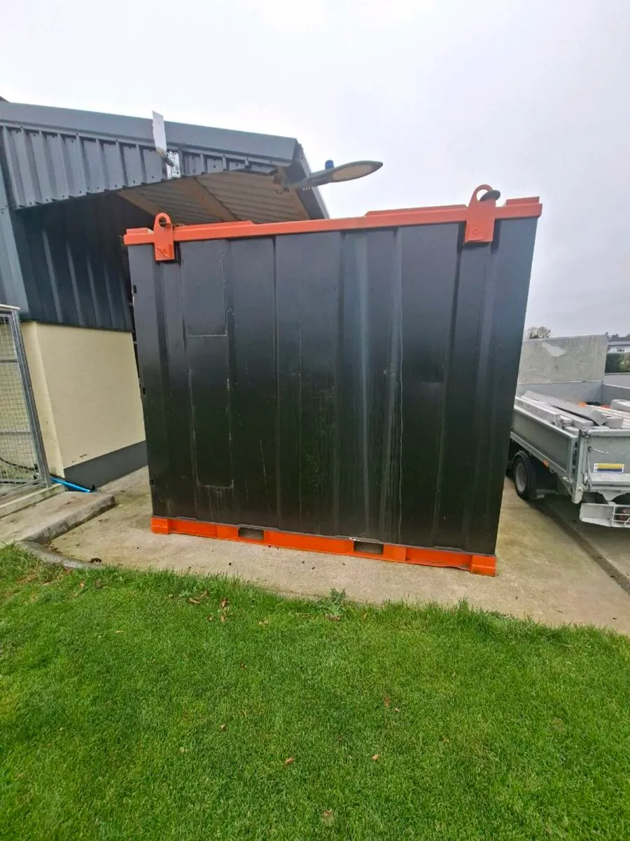 Storage Container. - Image 2