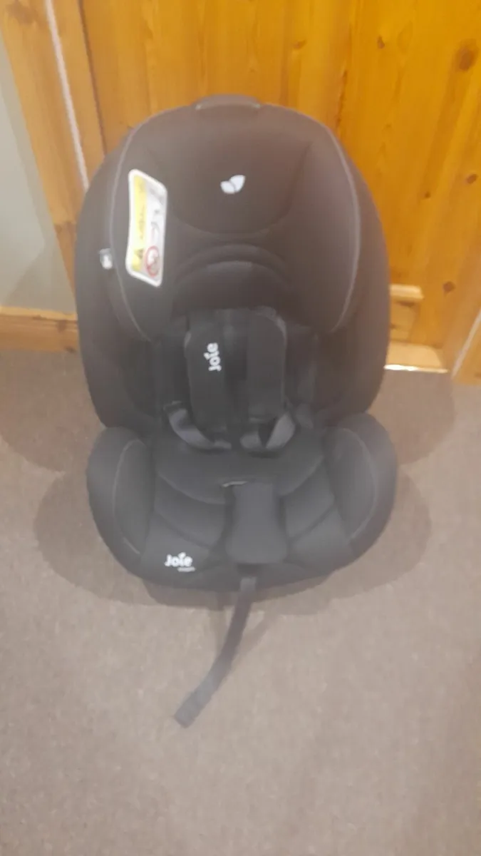 Joie Car Seat - Image 1