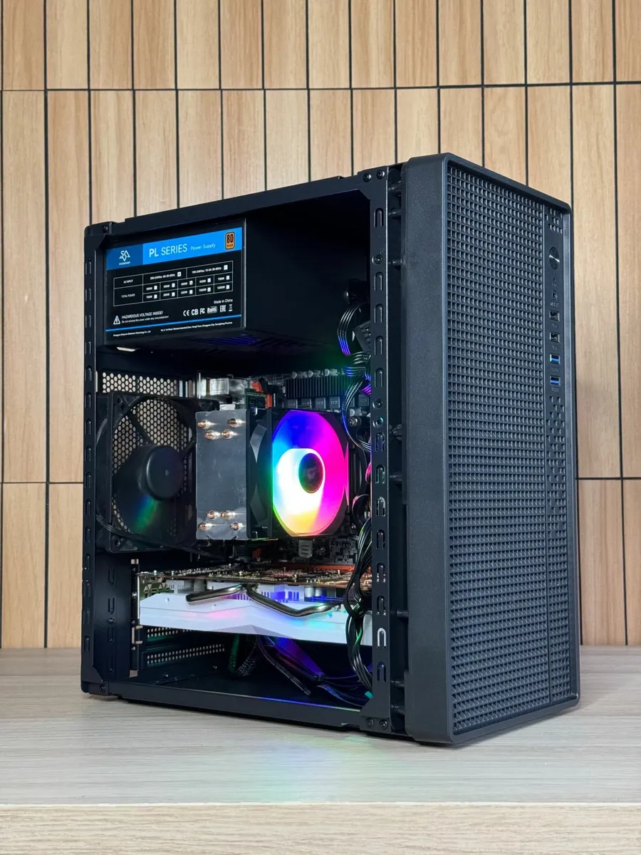Desktop PC - Image 2