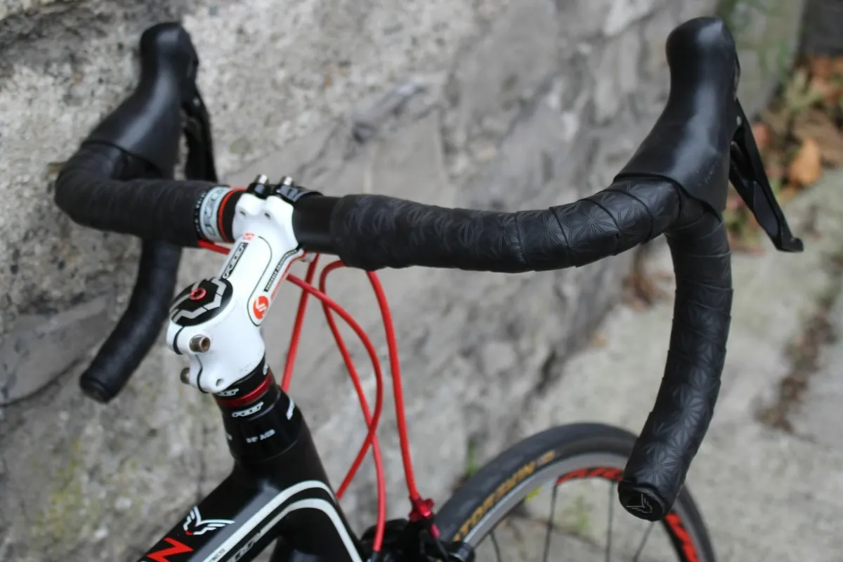 Felt Z85 - 105 Gears - Aksium Wheels - Small - Image 1
