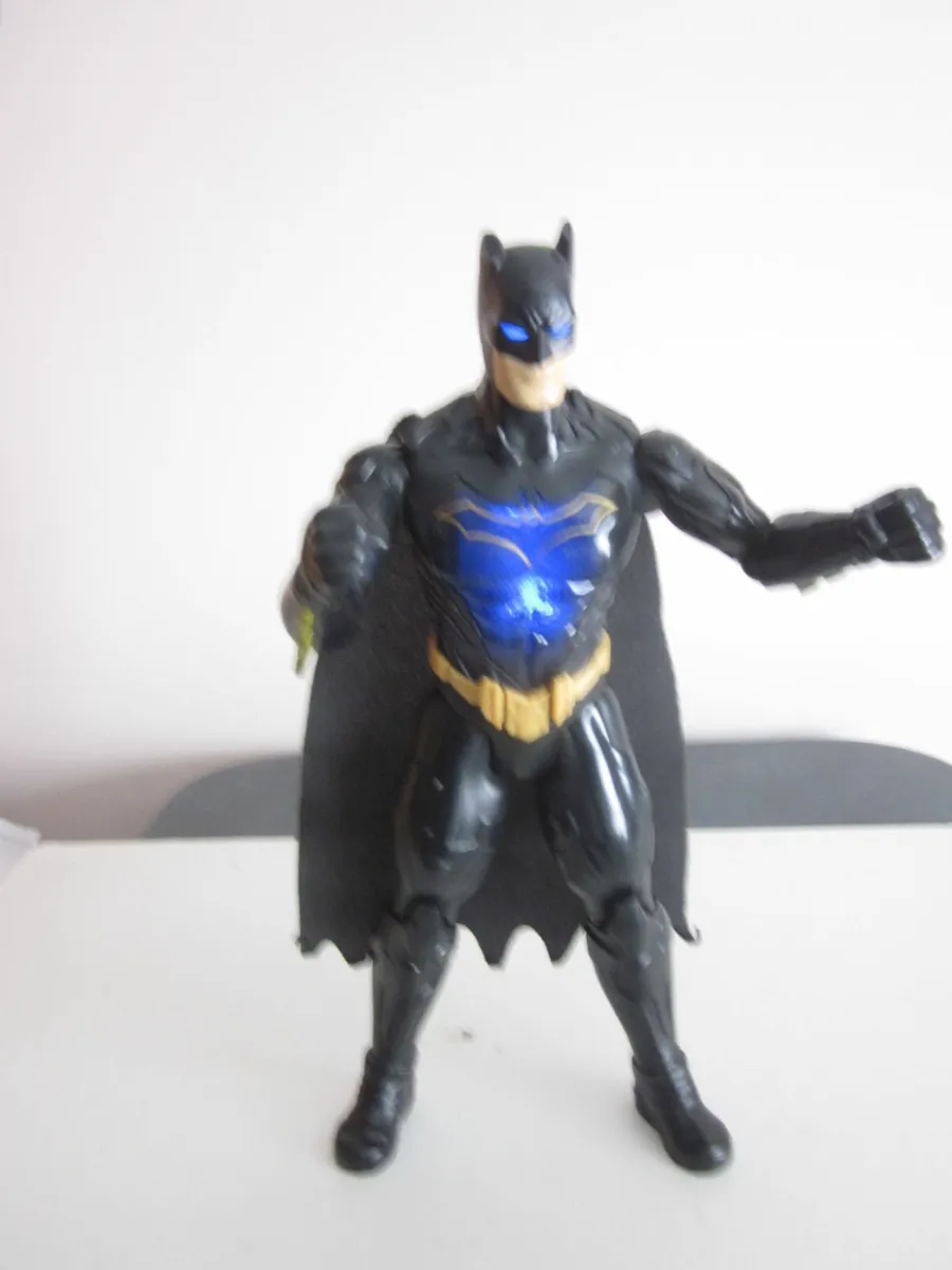 Batman 12 Inch Talking Action Figure - Image 4