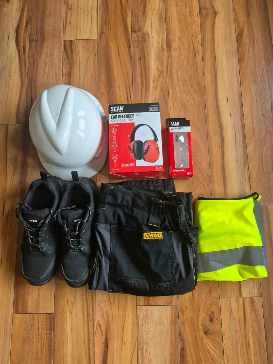 Work wear starter pack - Image 1
