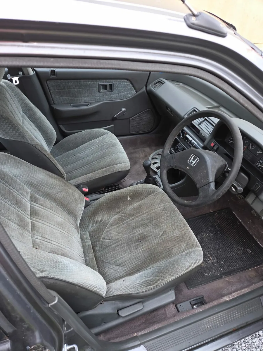 Honda Civic - Image 4