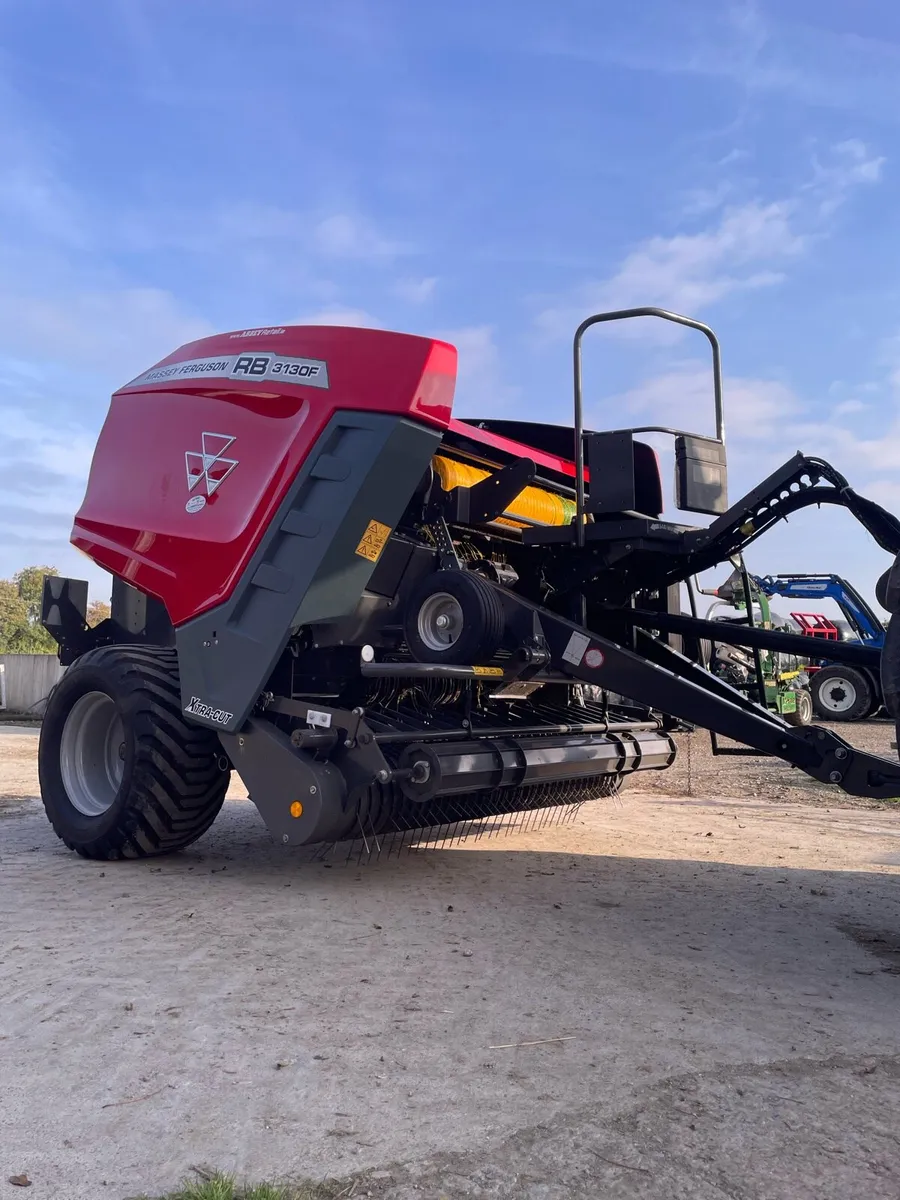 Demo Massey/welger baler - Image 2
